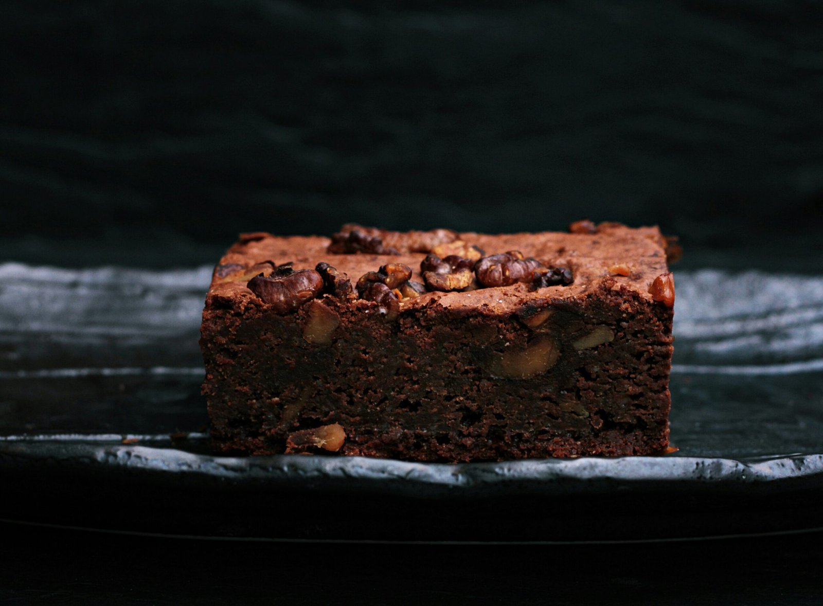 Ultimate Fudgy Chocolate Brownies: Quick and Easy Recipe